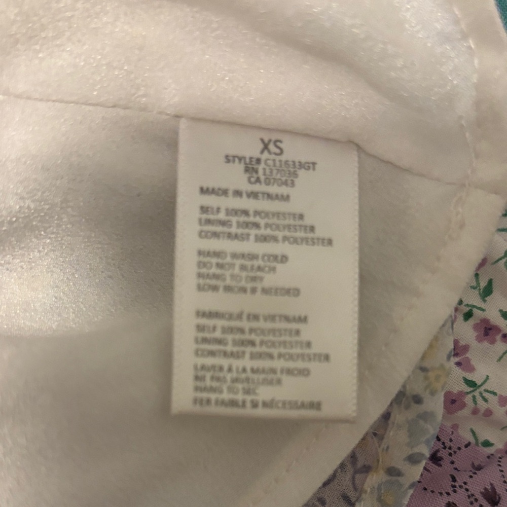 Paper Crane Blue and Cream Floral Blouse - XS - Picture 7 of 7